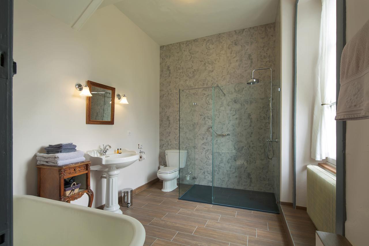 Bed and Breakfast Abbaye Du Palais Thauron Exterior foto